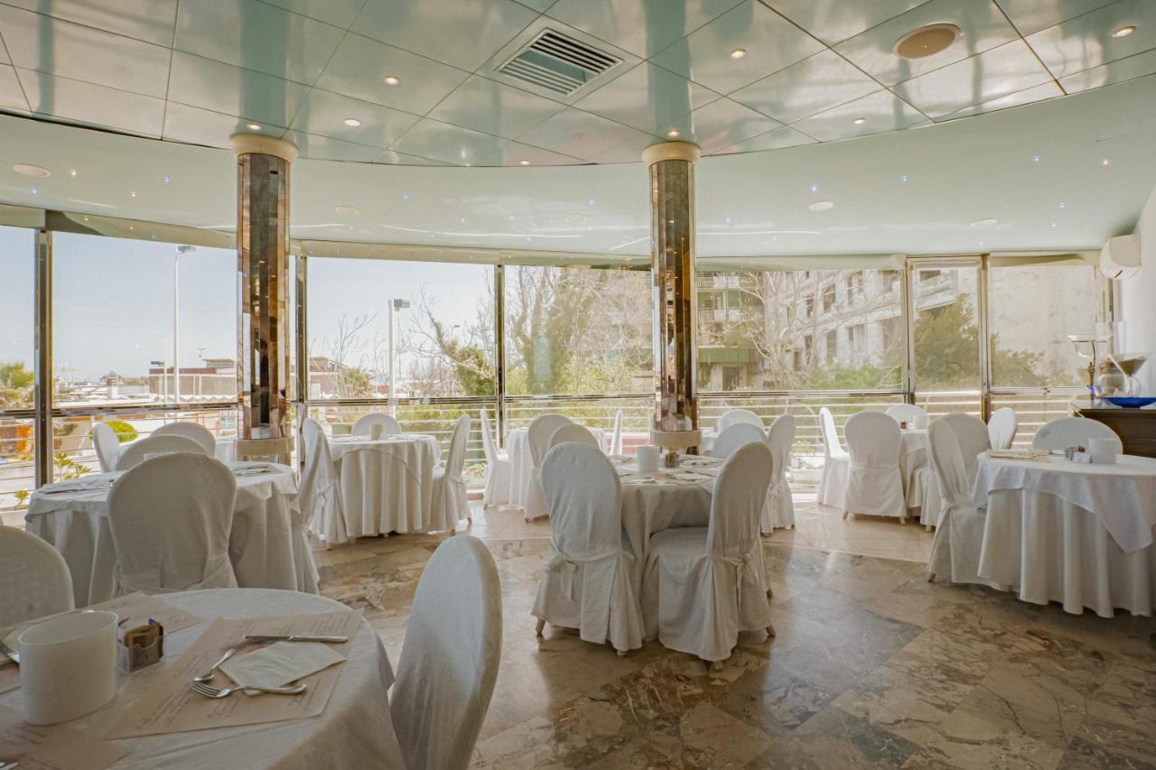 Hotel Des Nations - Vintage Hotel Sul Mare Riccione Esterno foto